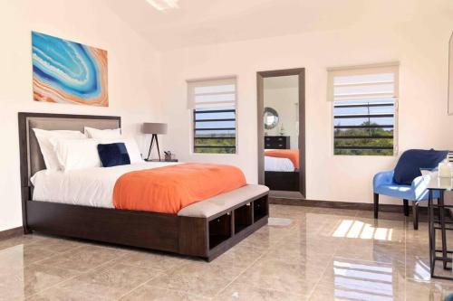 Sandy Hill Apartment | Thrush Nest View Studio Apartment