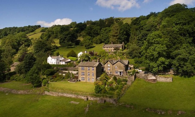 Troutbeck Cottage | THYME OUT, romantic, with a garden in Troutbeck