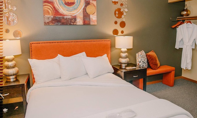 Ocean Shores House | Tide Pool Cabin, a Soquinomere Private Hotel on the Dunes, Downtown Ocean Shores