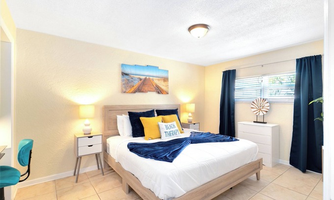 Indian Harbour Beach Apartment | Tideside~ Walk to the beach, Pool, BBQ, Games, Gym
