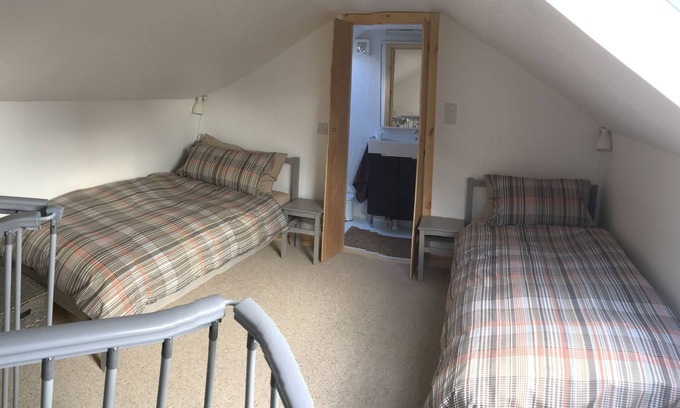 Aviemore House | Tigh Beag Mhor Beautiful Renovated semi detached bungalow in Aviemore.