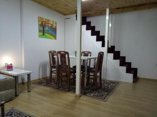 Stari Grad Apartment | Tiki Apartmen