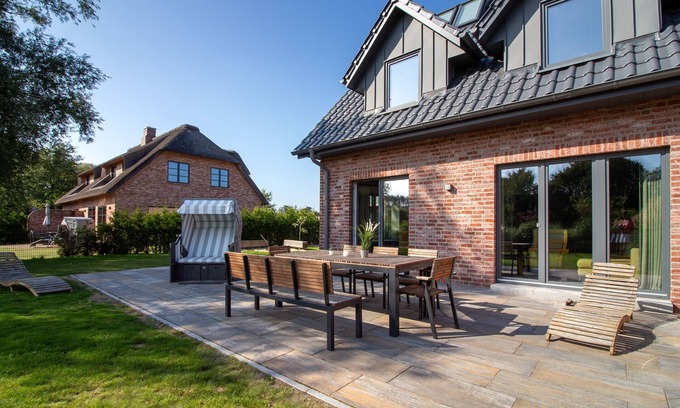 St. Peter-Ording House | Time by the sea - stylish and specially furnished semi-detached house
