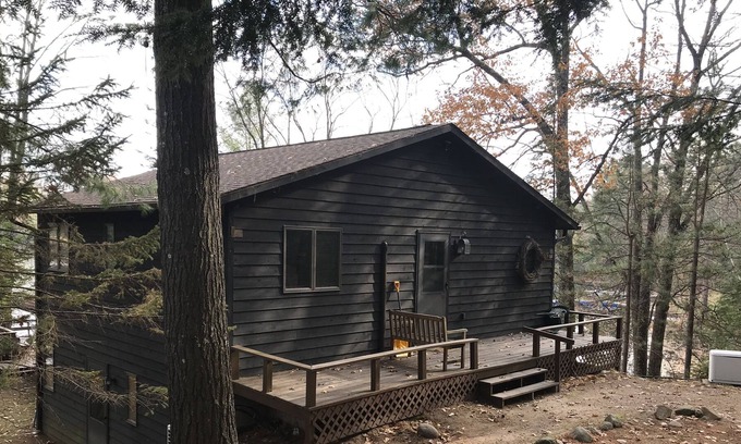 Lakewood House | Time for relaxation up north!