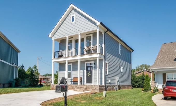 Winchester House | Tims Ford Lake House | Gated Community