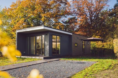 Municipality of Rijssen-Holten Ski Chalet | Tiny Cabin with Hottub I 4 p