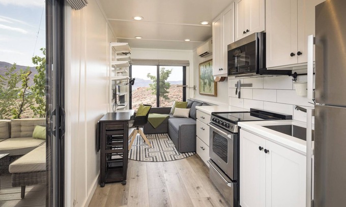 Moab Condo | Tiny Home Moab - views for miles + trail access