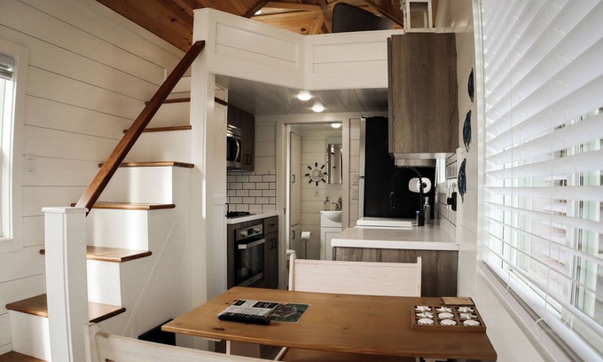 Copalis Beach Cottage | Tiny home Village