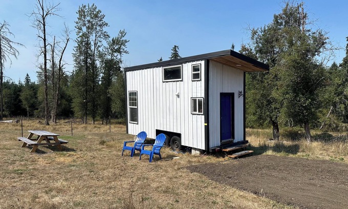 Battle Ground House | Tiny House Farm Stay In Battle Ground Dogs Welcome