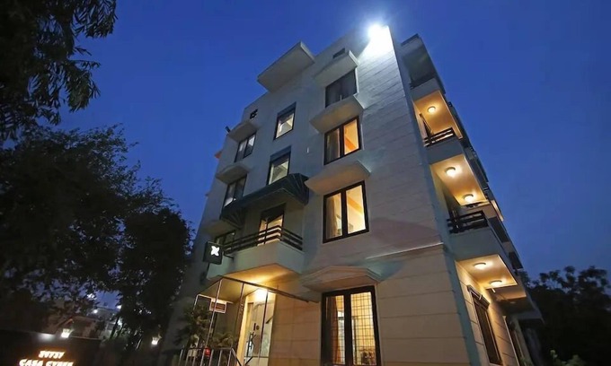 DLF Phase 3 Hotel | Tipsyy Inn Suites 006