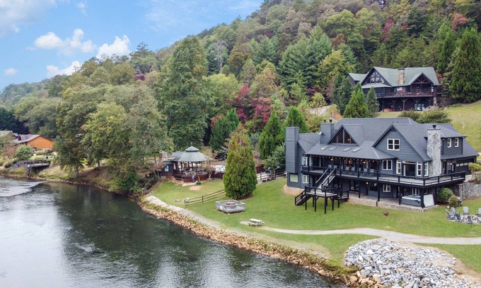 Mineral Bluff House | Toccoa River Escape