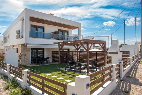 Nikita Villa | Tomy's 2 Dream Villa 3 bedrooms