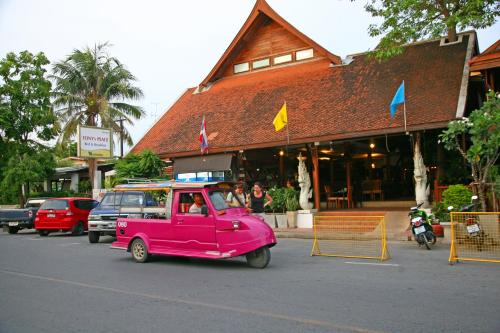Ayutthaya Bed & Breakfast | Tony's Place Ayutthaya