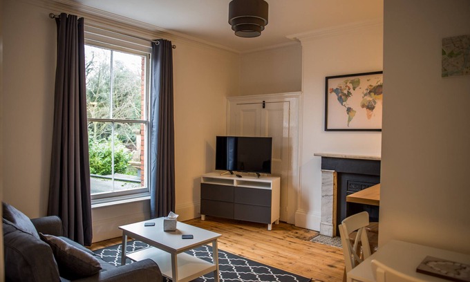 Ipswich Apartment | Toothbrush Apartments - Central Ipswich - Fonnereau Rd