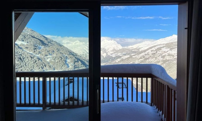 Sainte-Foy-Tarentaise Apartment | Top floor duplex apartment. 2 spacious bedrooms upstairs and breathtaking views.