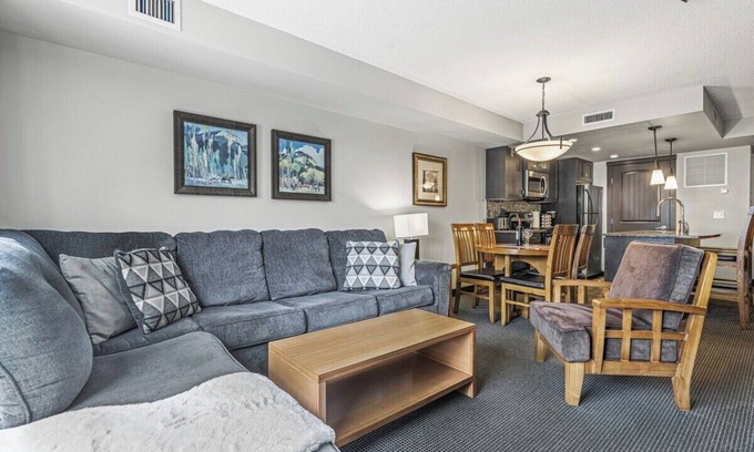 Dead Man's Flats Condo | Top Floor One Bedroom Suite With Outdoor Hot Tub
