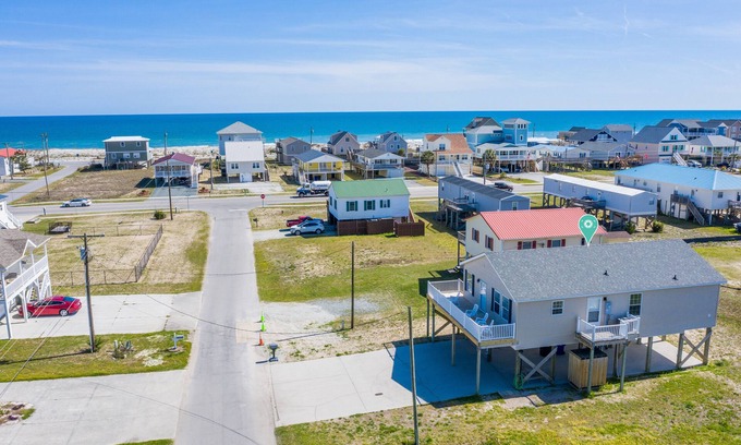 Surf City House | Topsail Turtle- 🐢Ocean & Sound views- Golf cart 🏝️