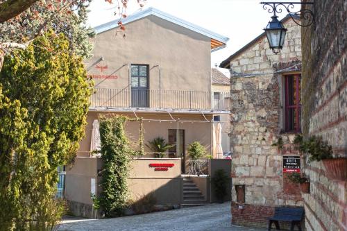 Ottiglio House | Torno subito