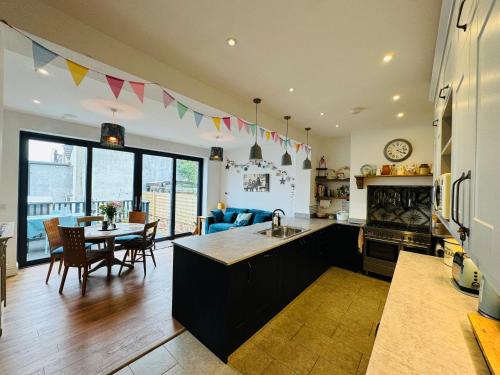 Bristol House | Totterdown's Modern & Vintage inspired Home