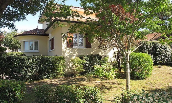 Mimizan House | Tourterelles by Interhome