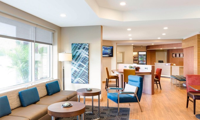 Baytown Hotel | TownePlace Suites by Marriott Houston Baytown