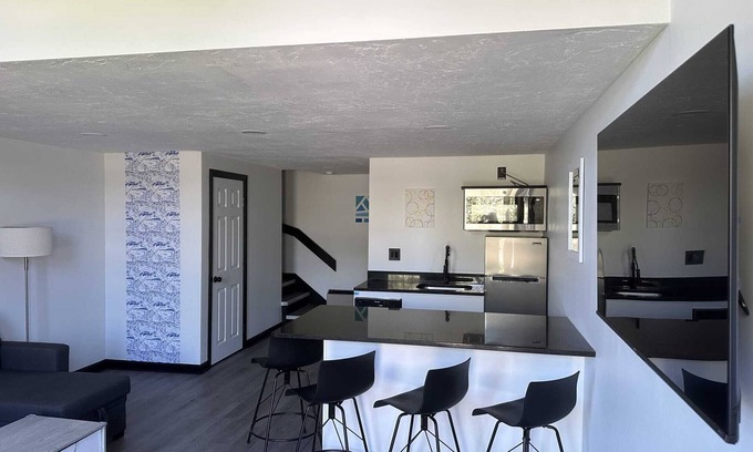 South Yarmouth Hotel | Townhouse Two Bed Suite