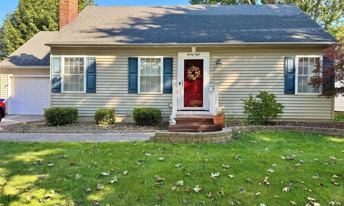 North Greece House | Tranquil 2-bedroom 2- Bath house Greece, NY