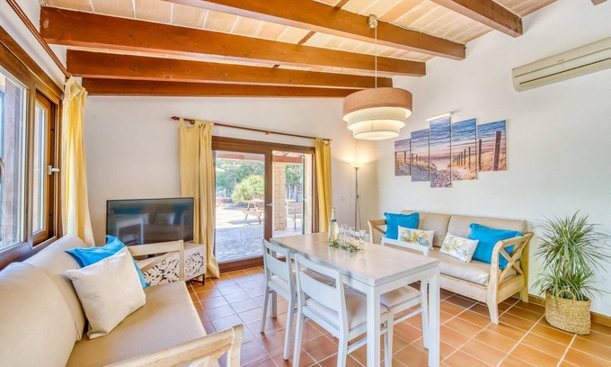 Puerto de Pollensa House | Tranquil Estate with Pool