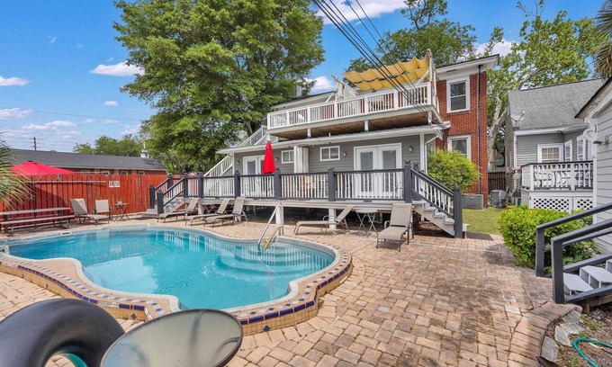 Eastside Condo | Tranquil Haven by Forsythn7 minutes walk to Forsyth Park w/deck and pool!