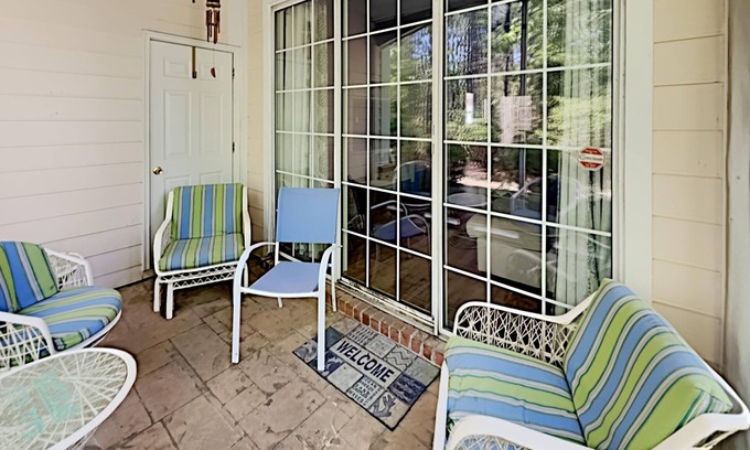 Pawleys Island Villa | Tranquil Hideaway 4 Bdrm Condo in Avian Forest