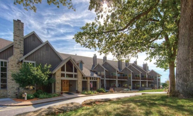Hanover Condo | Tranquil Retreat: Cozy 1BR Suite @ Wyndham Galena