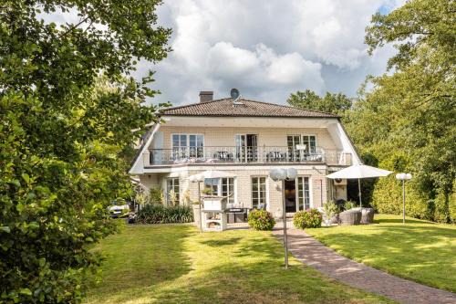 Bergedorf House | Traumhaus Whirlpool Sauna Grill