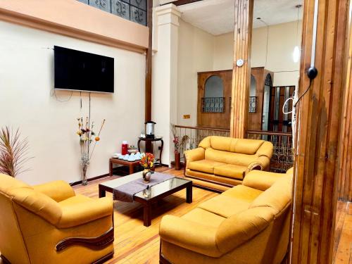 San Juan Hotel | Travel Hotel Quito