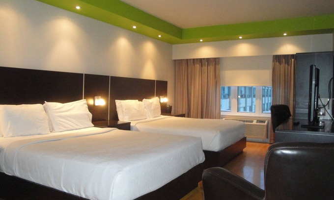 Mauricie Hotel | Travelodge by Wyndham Trois-Rivieres