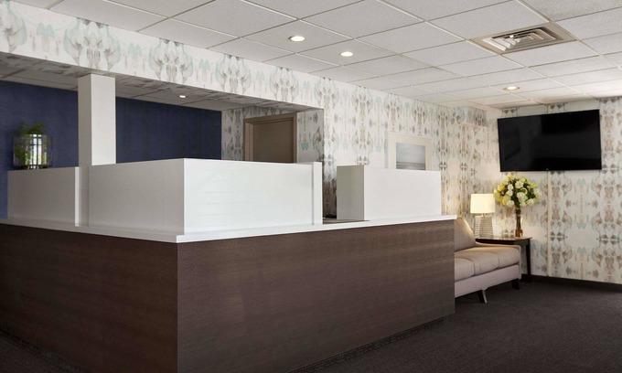 Hubbard Hotel | Travelodge by Wyndham Hubbard OH