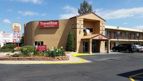 Central Colorado Springs Hotel | TravelStar Inn & Suites