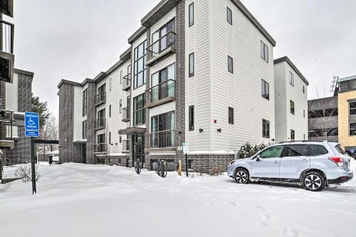 Traverse City Apartment | Traverse City Condo Half Mi to Front Street!