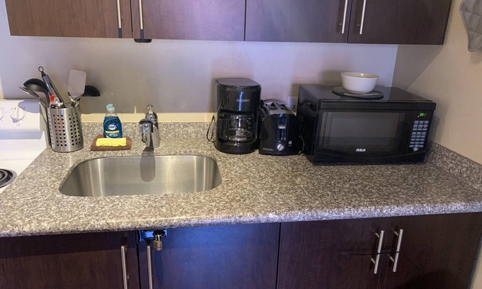 Las Vegas Strip House | Treasure is a very cozy,comfortable and modernly decorated unit.