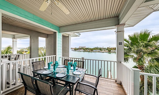 Treasure Island Condo | Treasure Trove Buccaneer | Waterfront with a Pool