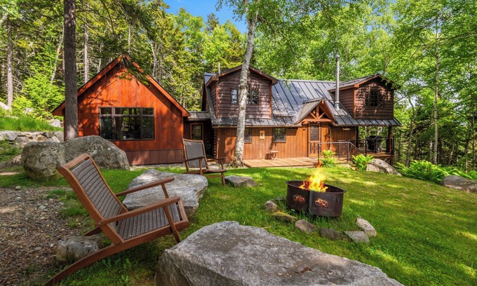 Rangeley Plantation House | Tree House - Waterfront home situated in a quiet cove looking at Toothaker Island