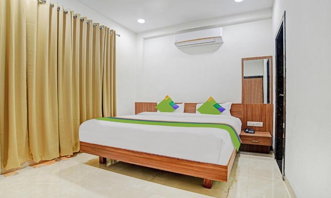 Indore Hotel | Treebo Shivaay
