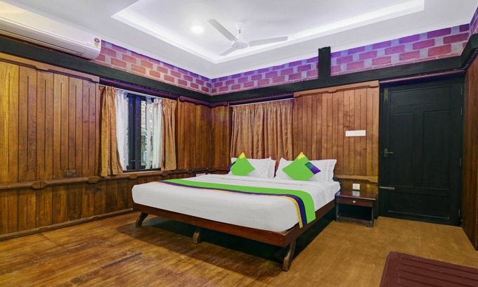 Chowara Hotel | Treebo Trend God's Own Country Ayurveda Resorts
