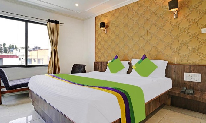 Cidco Hotel | Treebo Varsha Palace
