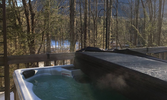 Mount Tremper House | Treehouse Woodstock Retreat on a hill