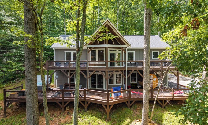 Asheville House | Treetop Escape A-Frame Chalet Sauna Game Room