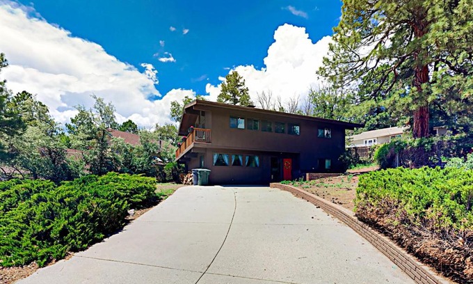 Shadow Mountain House | Treetop Oasis