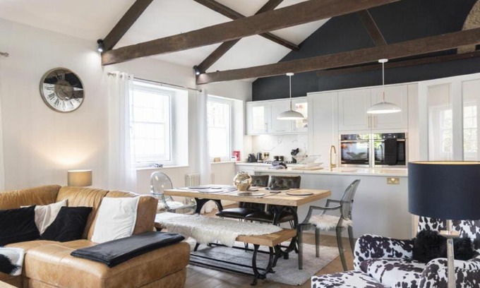 South Charlton House | Treetops, Alnwick