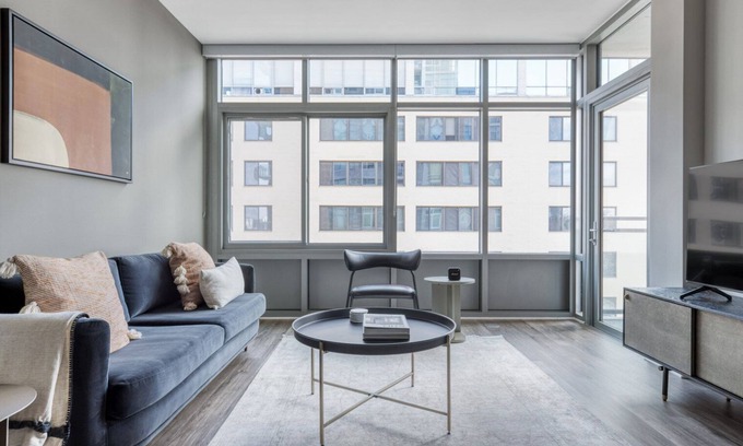 Woodmont Triangle Apartment | Trendy Bethesda 1BR w/W/D, Gym & Roof, nr dining, by Blueground