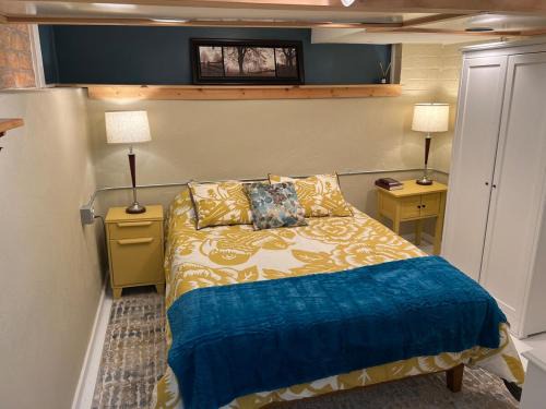 Willmar Apartment | Trendy Craftsman Studio with Firepit and Laundry!