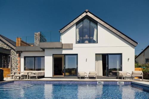 Mullion House | Trevean